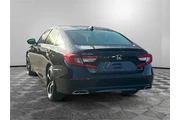 $22930 : Honda Accord 2022 Sport 4dr thumbnail