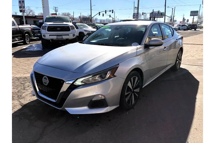 $17990 : 2021 Altima 2.5 SV image 5