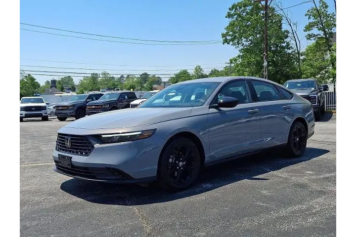 $30730 : Honda Accord 2025 SE 4dr Sed image 3