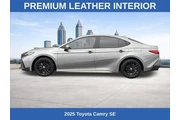 $29488 : Toyota Camry 2025 SE 4dr Sed thumbnail