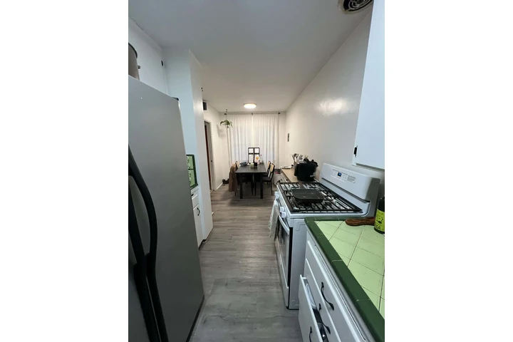 $2150 : Un Departamento en Fourplex image 2