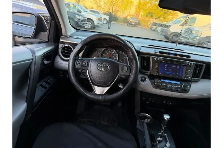 $12900 : Toyota RAV4 2013 Limited 4dr image 5