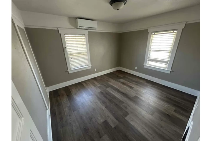 BACK HOUSE DISPONIBLE HOY! image 5