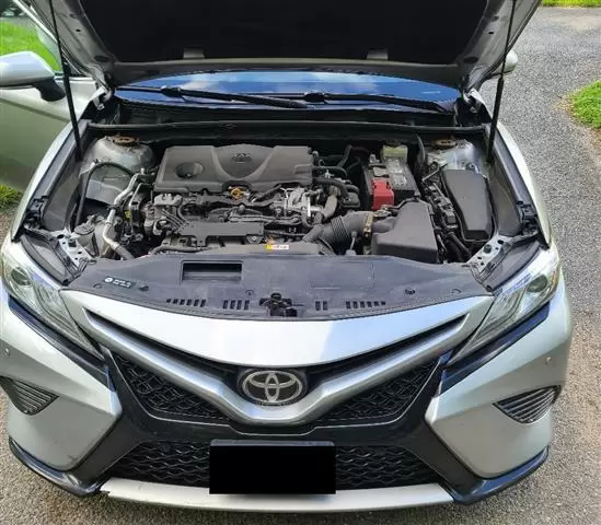 $10300 : 2018 Toyota Camry XSE image 9