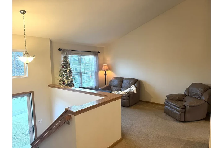 $1600 : Apartment for rent image 9