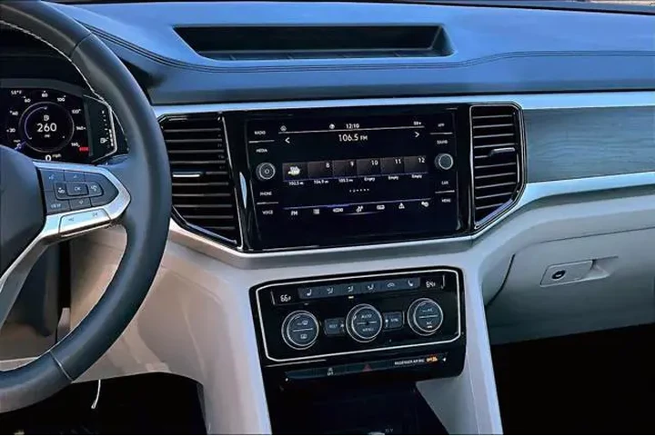 $22798 : Volkswagen Atlas 2022 V6 SE image 7