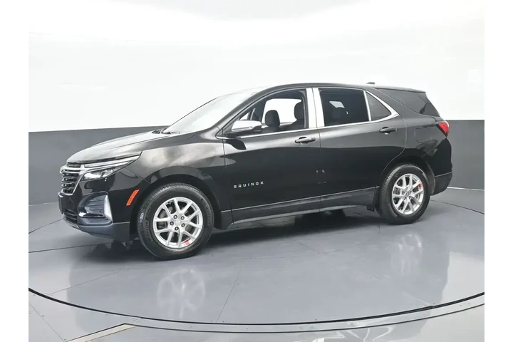$19991 : Chevrolet Equinox 2023 LT 4d image 2
