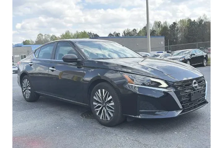 $19843 : Nissan Altima 2025 2.5 SV 4d image 9