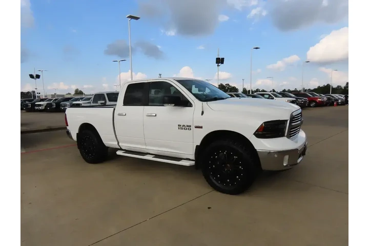 Ram 1500 2017 4x4 SLT 4dr Qu image 7