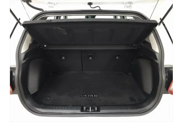 $18998 : Hyundai VENUE 2022 SEL 4dr C image 9