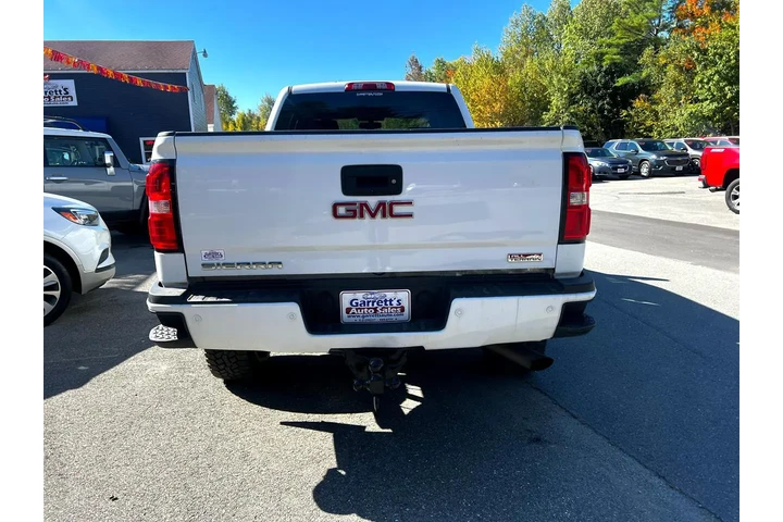 $32900 : GMC Sierra 2500HD 2018 4x4 S image 4