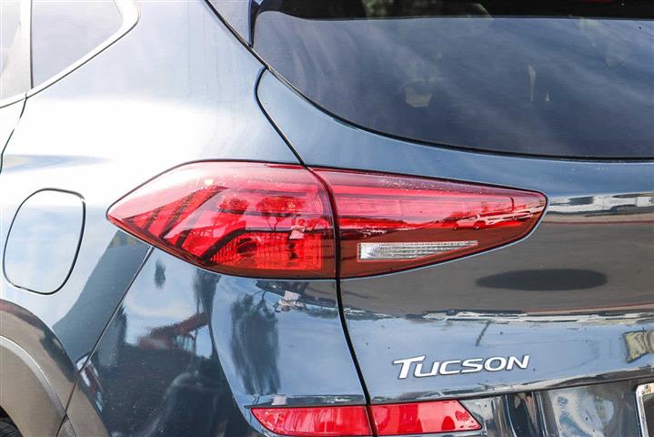 $23600 : Pre-Owned 2021 Hyundai Tucson image 8