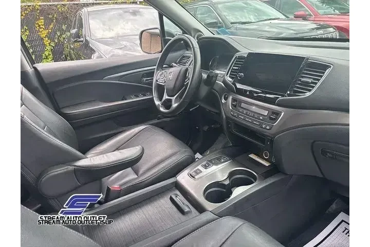 $26995 : Honda Pilot 2022 AWD SE 4dr image 6