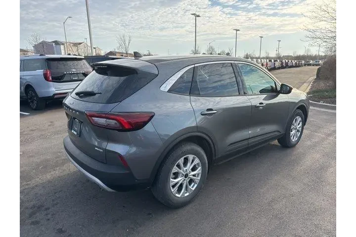 $23000 : Ford Escape 2024 AWD Active image 7