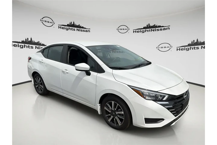 $18477 : Nissan Versa 2025 SV 4dr Sed image 7