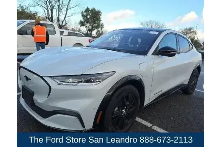 $33850 : Ford Mustang Mach-E 2023 AWD image 3