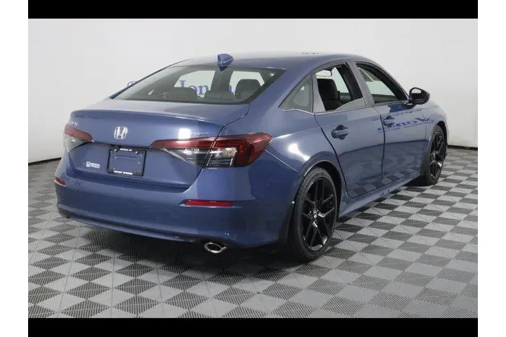 $28875 : Honda Civic 2025 Sport 4dr S image 7