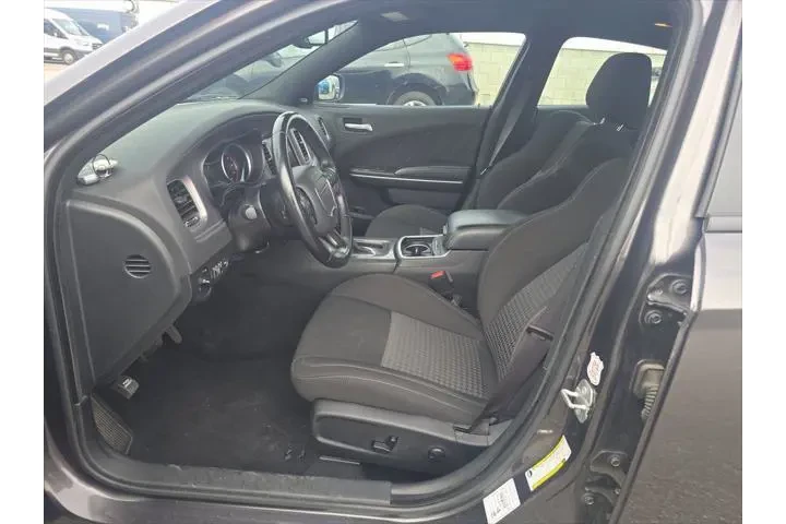 $23921 : Dodge Charger 2023 GT 4dr Se image 7