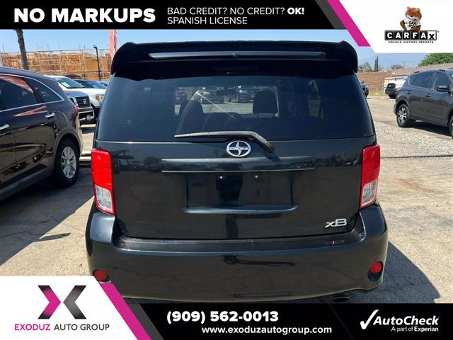 $8995 : 2011 xB image 6