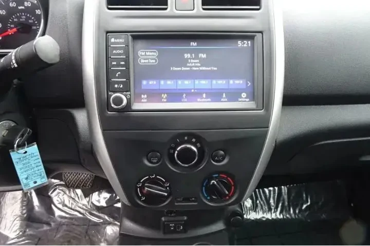 $9590 : 2019 VERSA image 2