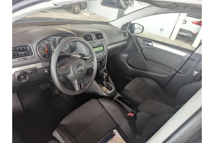 $8490 : 2014 Golf 2.5L PZEV image 7