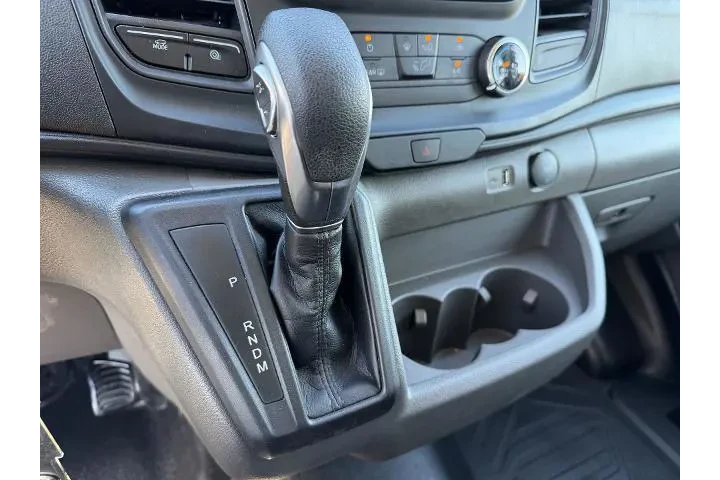 $34674 : Ford Transit 2024 250 3dr SW image 9