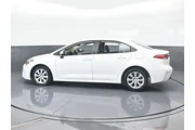 $17476 : Toyota Corolla 2024 LE 4dr S thumbnail