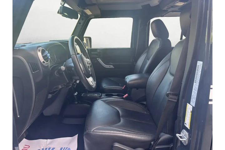 $24527 : Jeep Wrangler Unlimited 2017 image 9