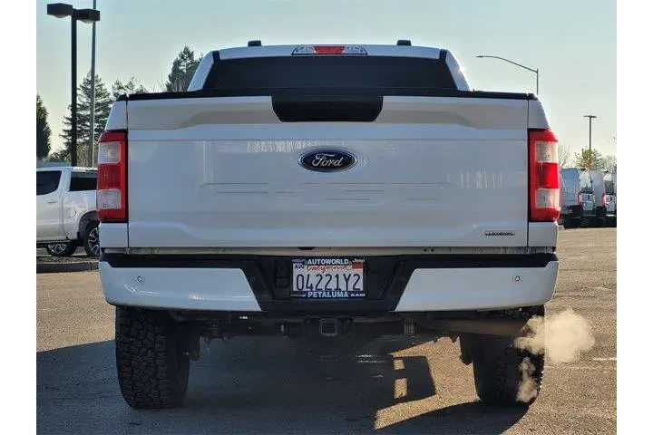 $35997 : Ford F-150 2023 4x4 XLT 4dr image 5