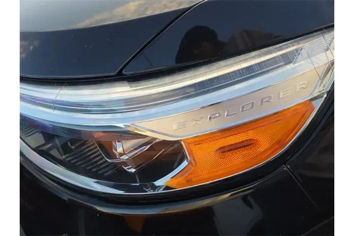 $22990 : Ford Explorer 2022 XLT 4dr S image 7