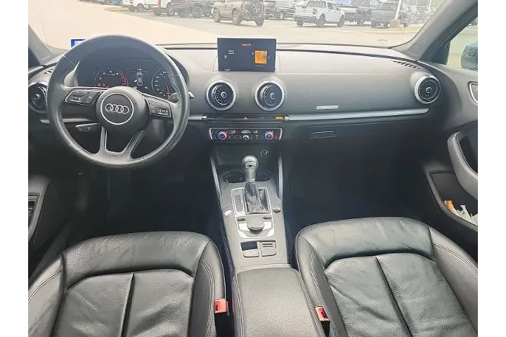 $16998 : Audi A3 2019 Titanium 40 TFS image 9