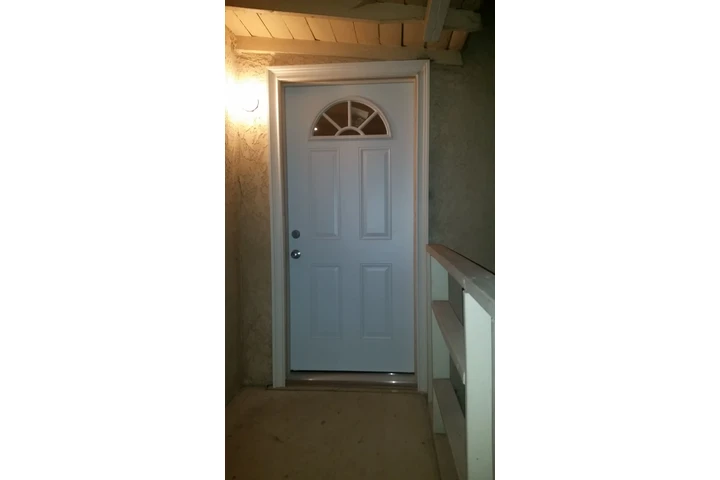 Moreno's windows and doors image 3