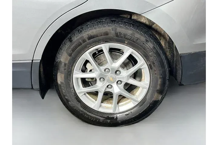 $25975 : Chevrolet Equinox 2024 LS 4d image 10