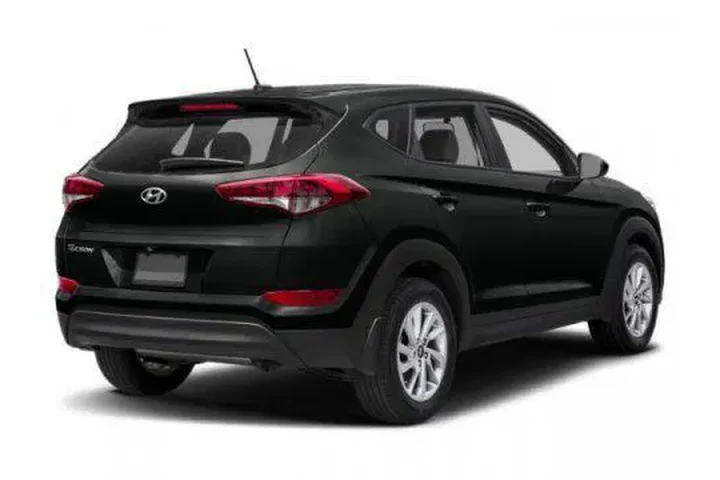 $12073 : Hyundai TUCSON 2018 Sport 4d image 2