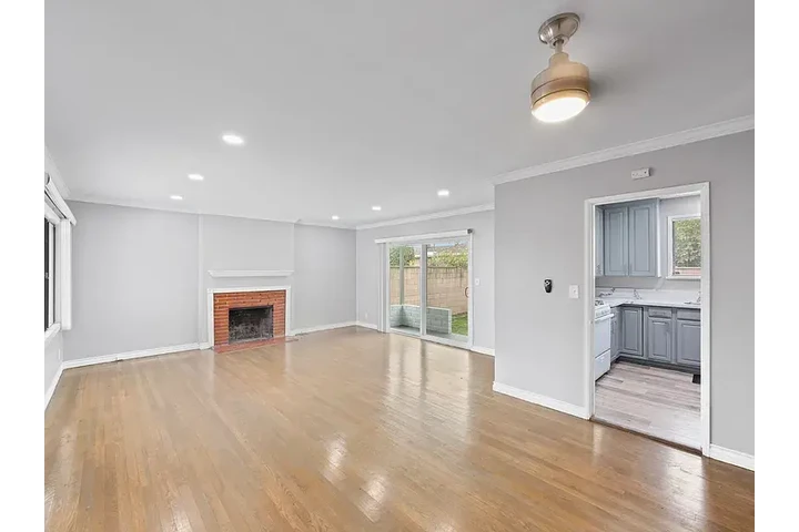 $2800 : House available for rent image 4