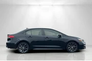 $22995 : Toyota Corolla 2024 SE 4dr S thumbnail
