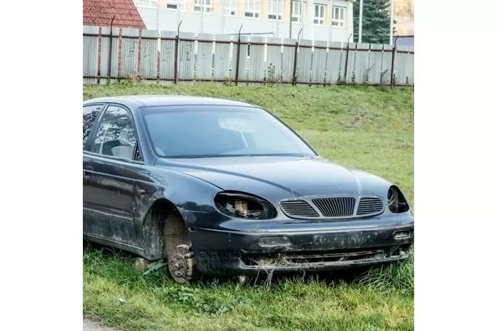 ¡VENDA SU CARRO VIEJO! image 2