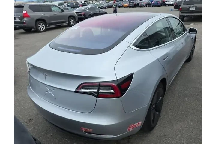 $16900 : Tesla Model 3 2017 Standard image 1
