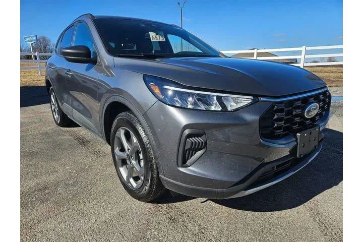 $25500 : Ford Escape 2025 AWD ST-Line image 2