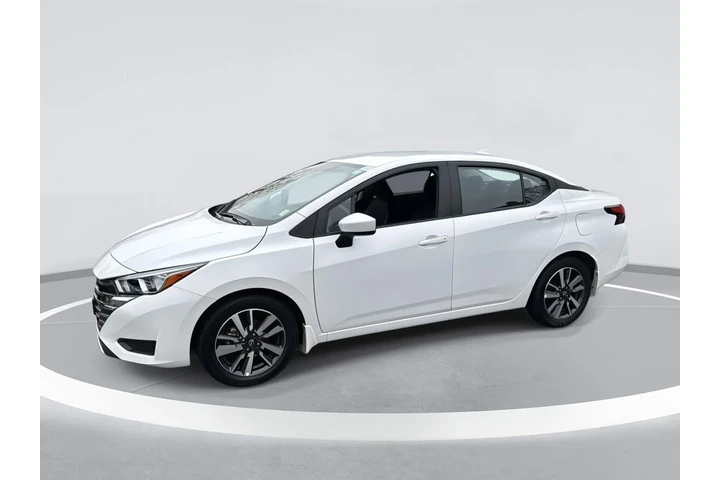 $16990 : Nissan Versa 2024 SV 4dr Sed image 5