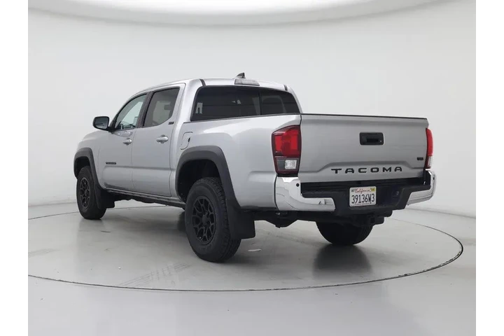 $29998 : Toyota Tacoma 2023 4x2 SR5 V image 2