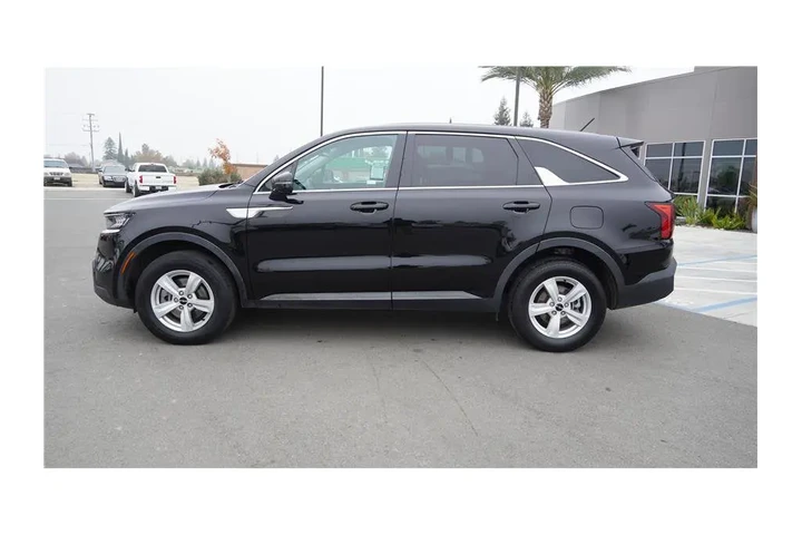 $20700 : 2022 Sorento LX image 8