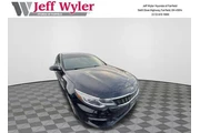 $15962 : Kia Optima 2019 EX 4dr Sedan thumbnail