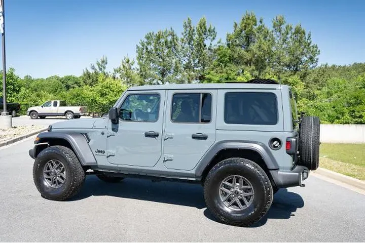 $36988 : Jeep Wrangler 2024 4x4 Sport image 7