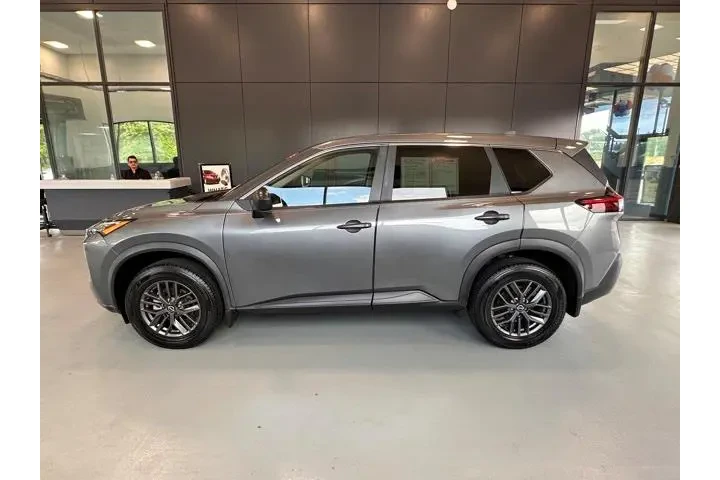 $21395 : Nissan Rogue 2023 AWD S 4dr image 3