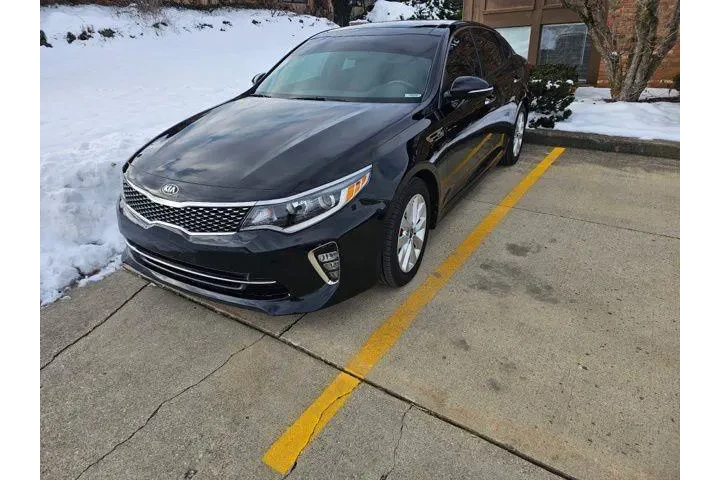 $8995 : Kia Optima 2018 S 4dr Sedan image 2
