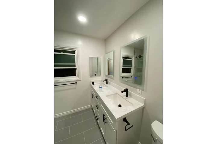 Handyman image 3