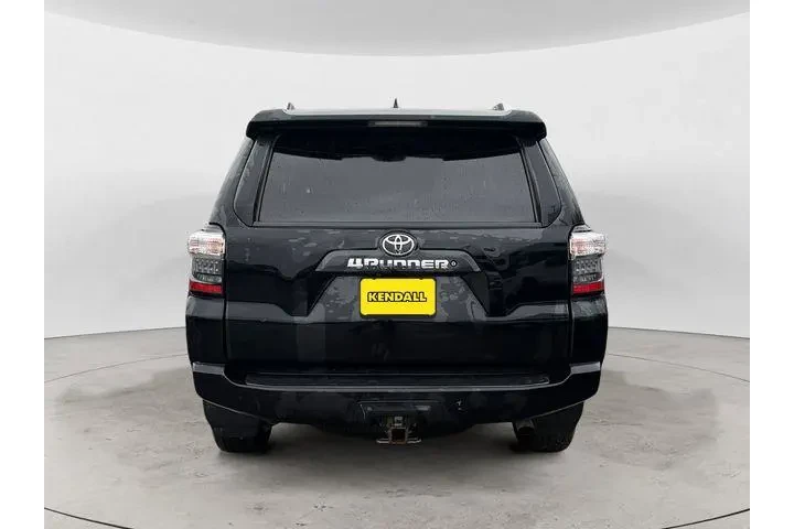 $34988 : Toyota 4Runner 2018 4x4 SR5 image 4