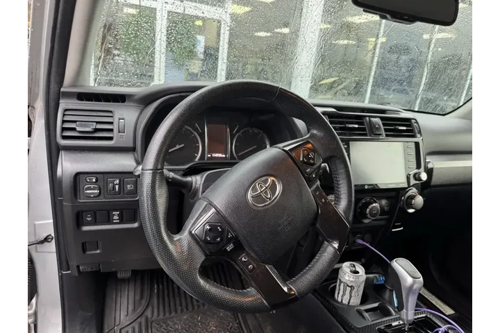 $31228 : Toyota 4Runner 2021 4x4 TRD image 3