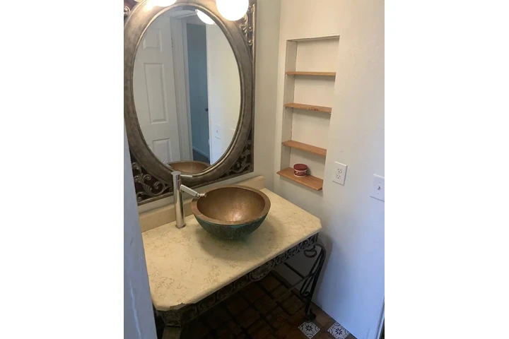 $3450 : Great open concept floor plan image 5